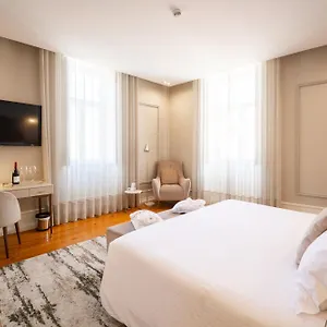 https://hotel-avenida.hotelscoimbra.com