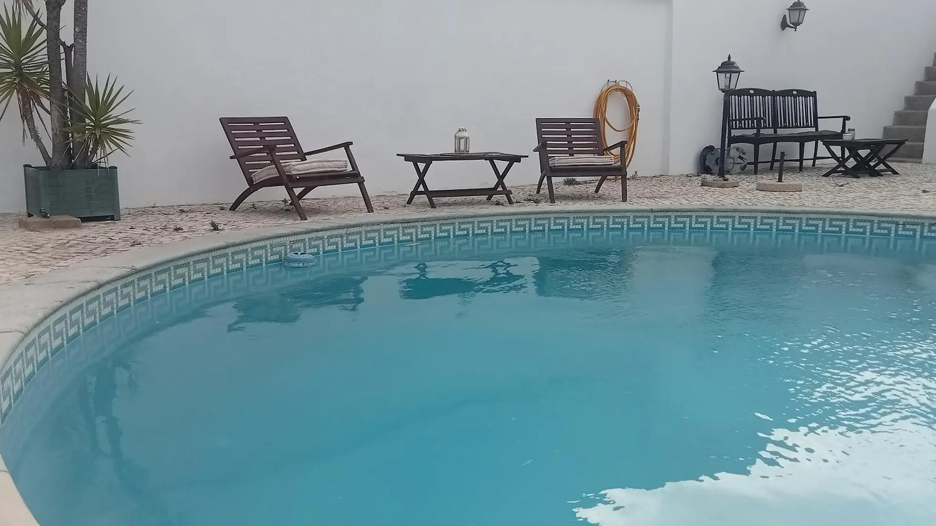 Pensionat Casa De Estoi Hotell